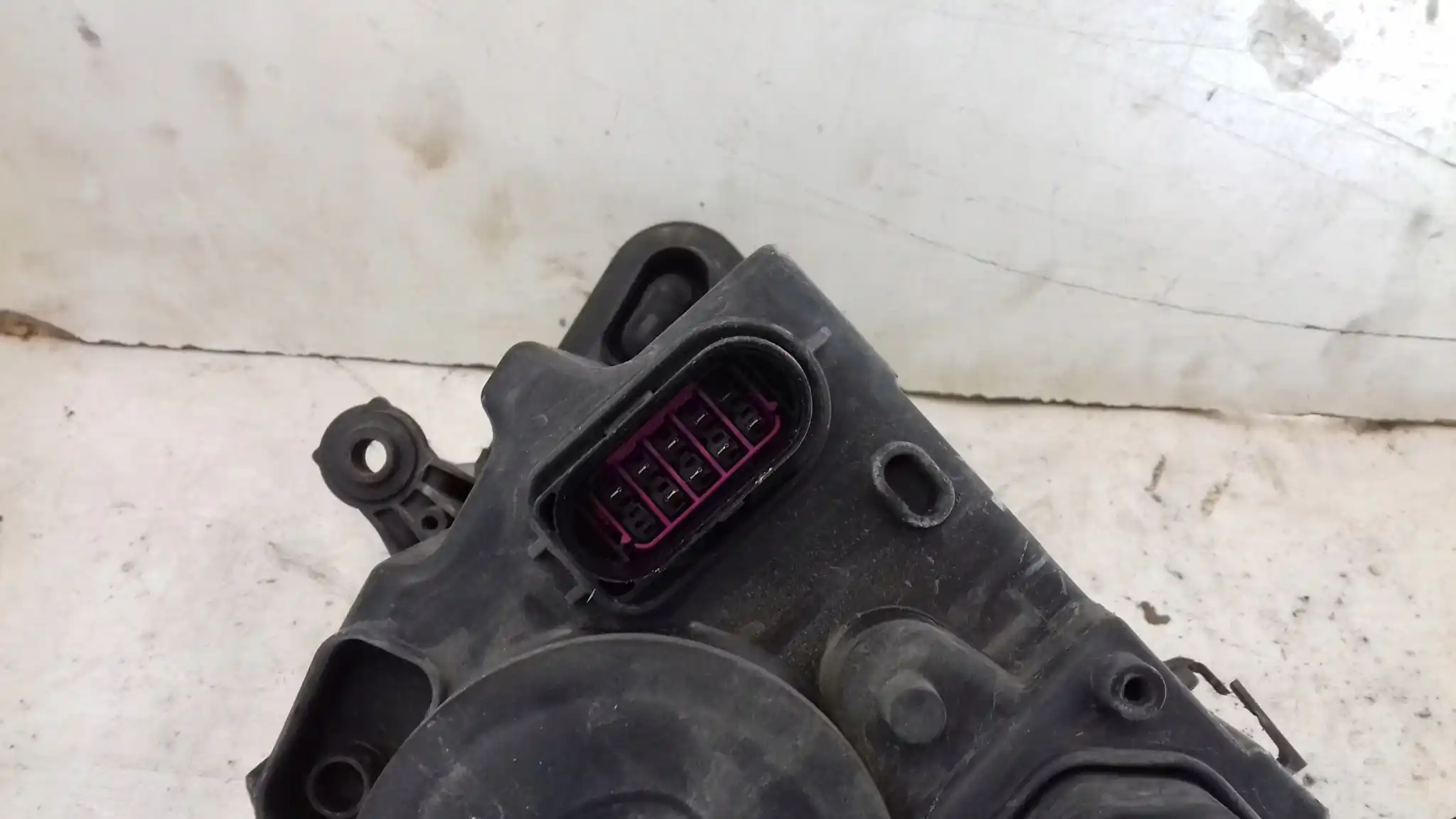LAMPA LEWY PRZÓD PRZEDNIA VW POLO 9N LIFT 05-09