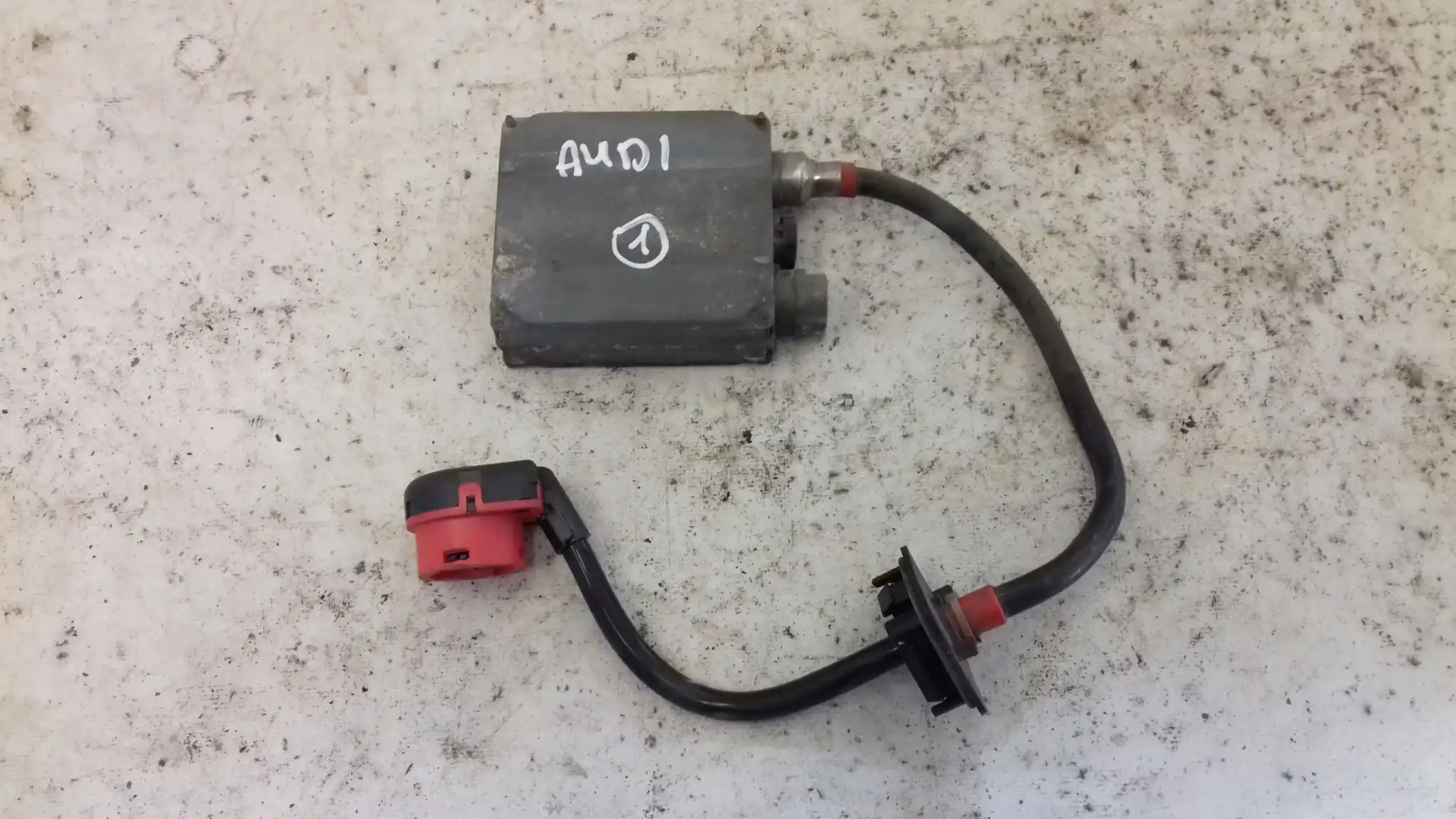 PRZETWORNICA 5DV007760 4B0941471 AUDI VW BMW MERCEDES