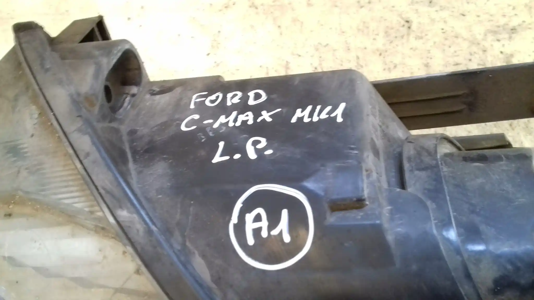 LAMPA LEWY PRZÓD PRZEDNIA FORD C-MAX MK1 03-06